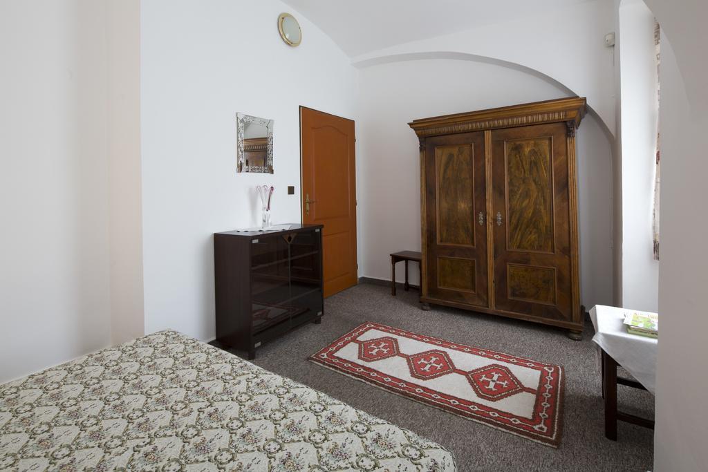 Apartmany U Kocek Tábor Rum bild